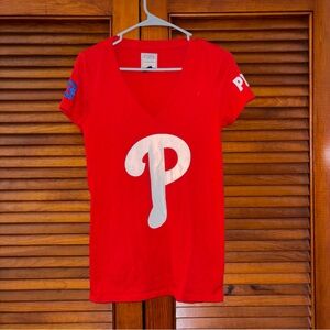 Philadelphia Phillies MLB Victoria Secret Pink V-Neck T-shirt Size Medium